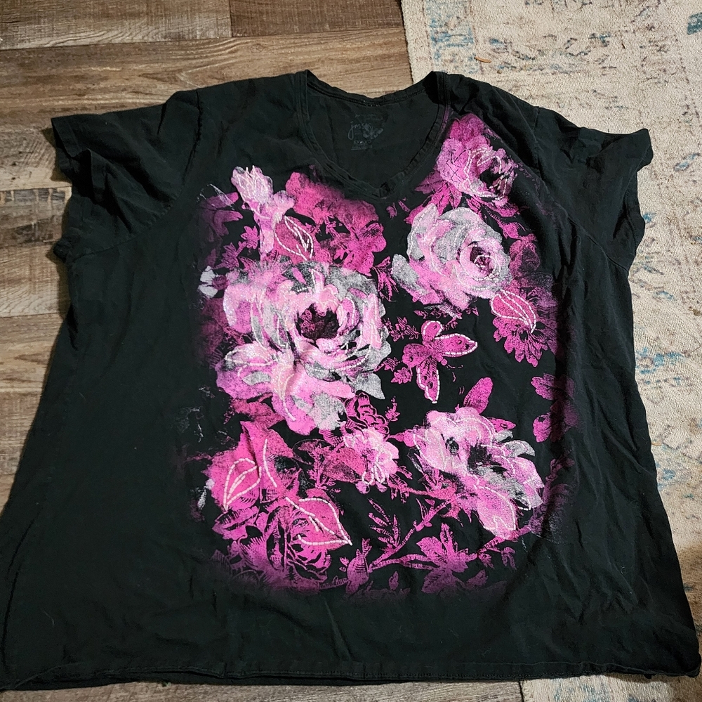Plus Size Women's Floral Black and Pink Women's Top